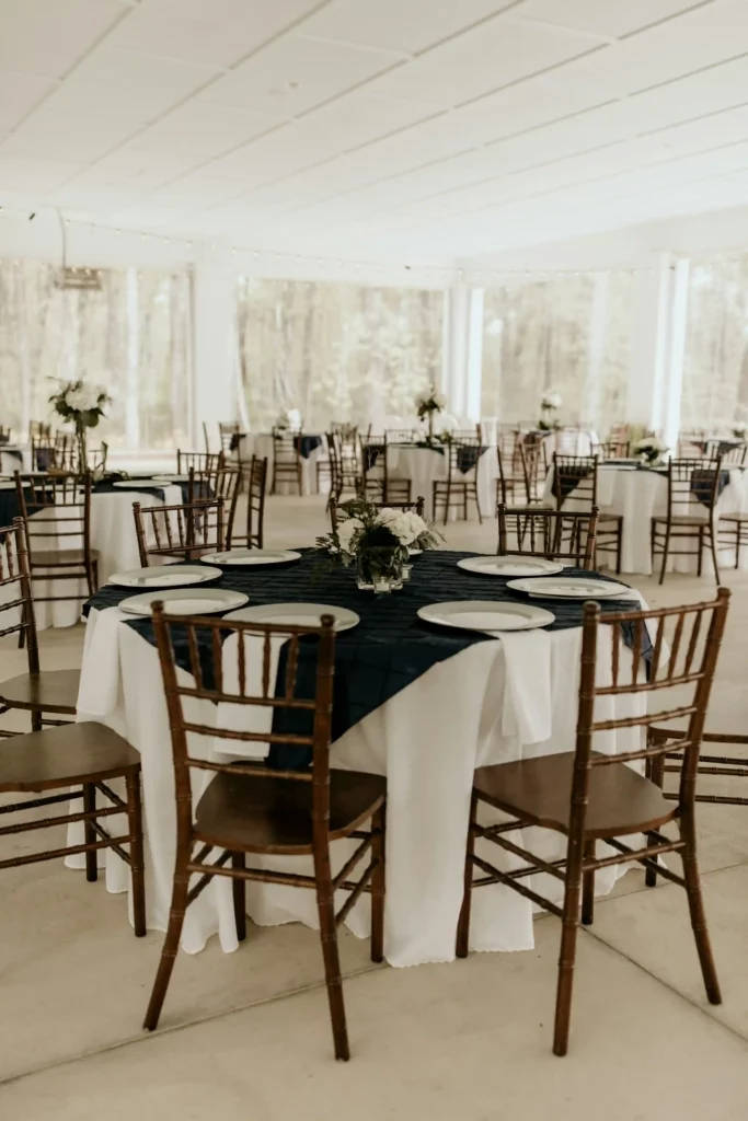 white-table-with-chairs-and-table